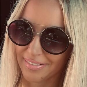 Stylish Black Sunglasses
